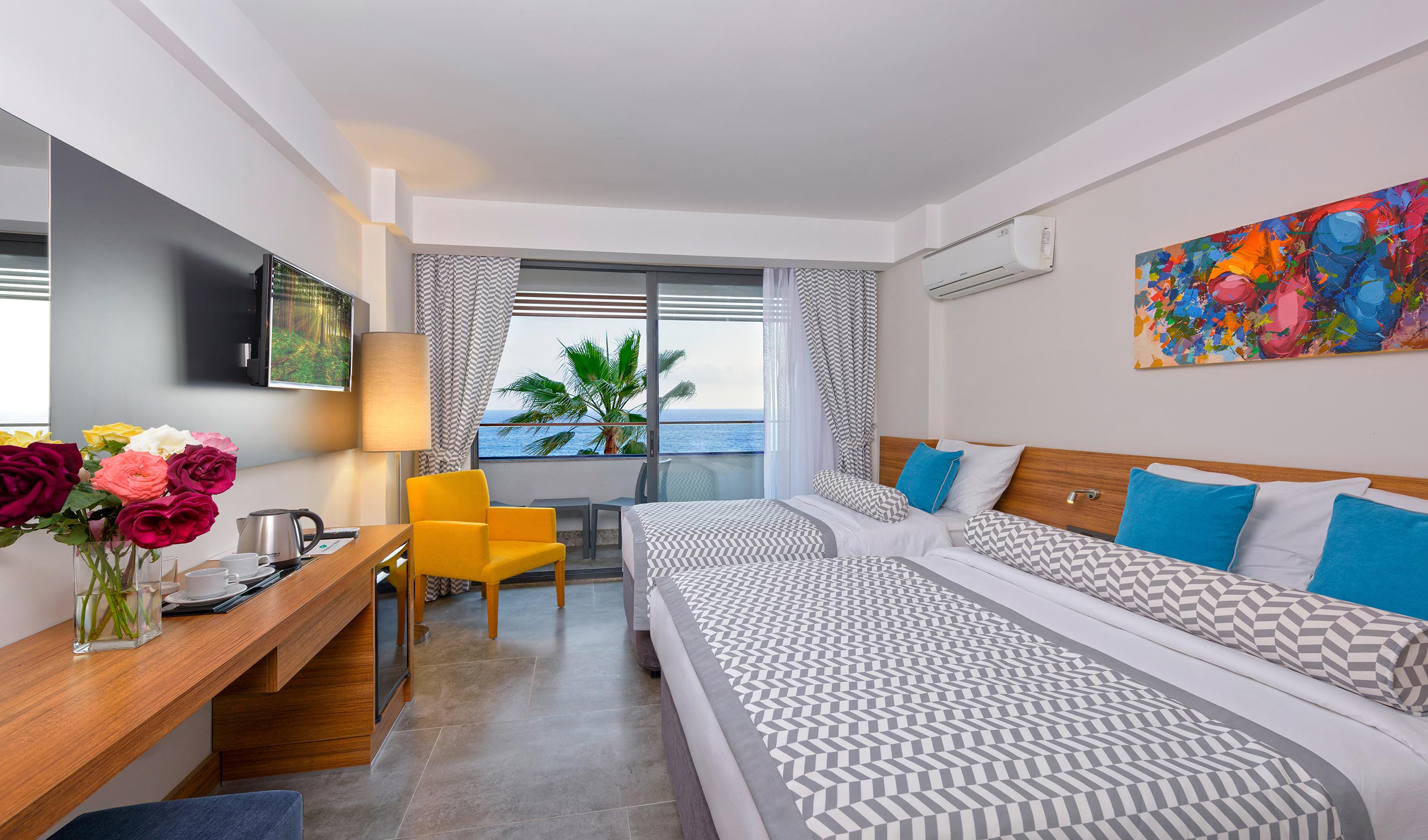 אלאניה Floria Beach Hotel מראה חיצוני תמונה